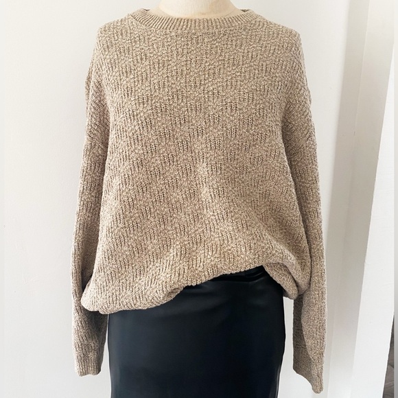 Vintage Retreat Men’s Beige Knit Sweater - Size M - Crewneck, Made in Canada - Picture 7 of 11